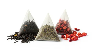 Three Pyramid Tea Bags With Loose Leaf Tea