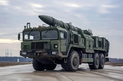 Military Mobile Ballistic Missile Launcher Truck