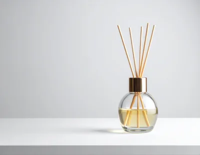 Glass Reed Diffuser With Wooden Sticks