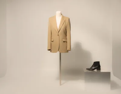 Tan Blazer On Mannequin With Black Ankle Boot