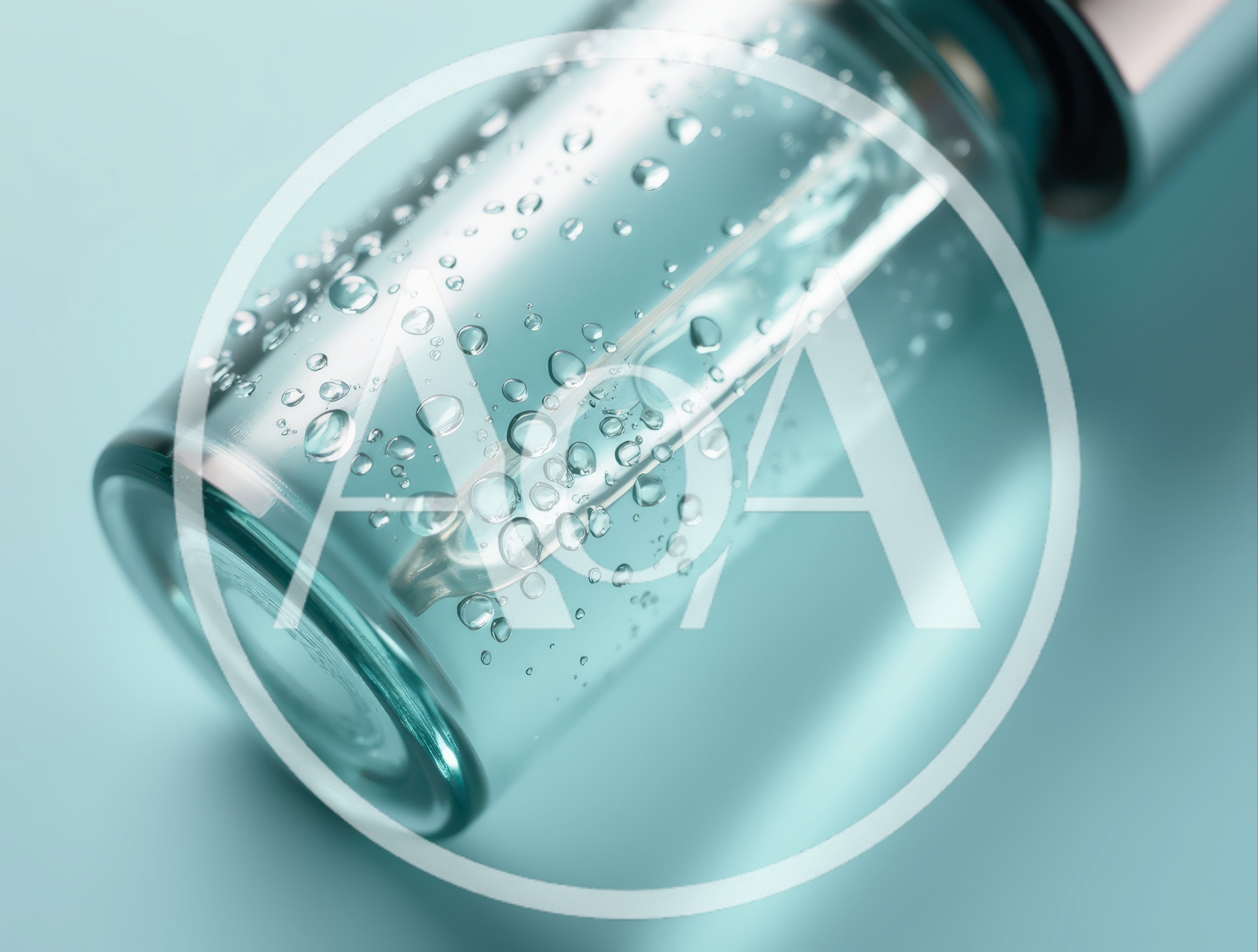 Glass Serum Bottle With Dropper And Water Droplets
