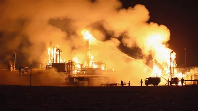Industrial Refinery Fire With Emergency Response Team
