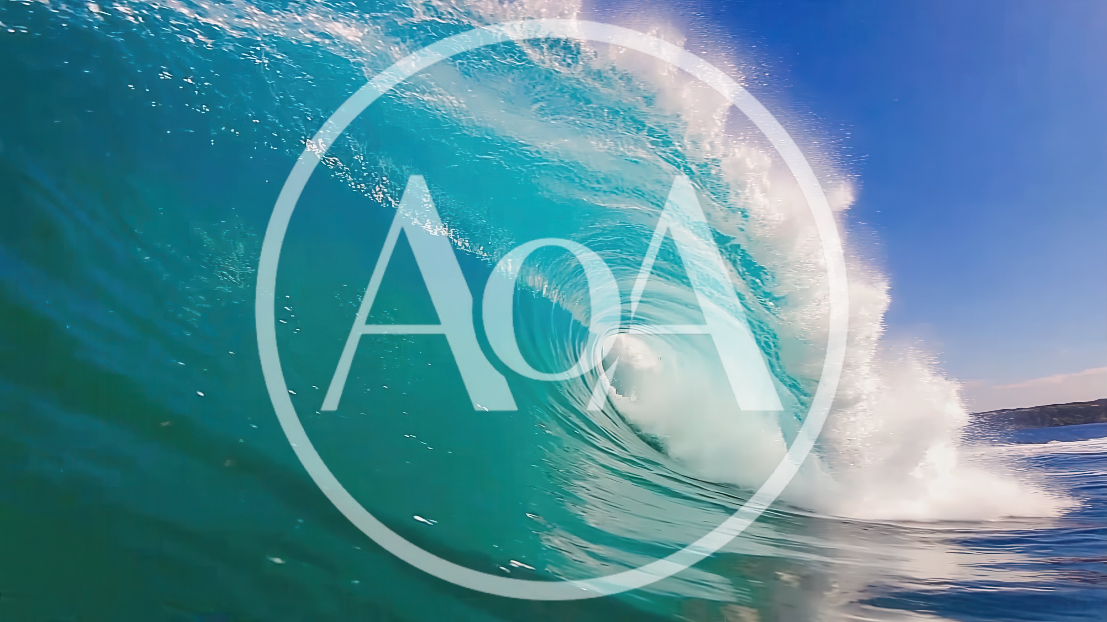 Powerful Ocean Wave Breaking In A Barrel