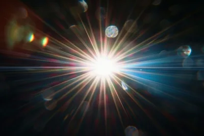 Bright Starburst Light Flare With Bokeh Effects