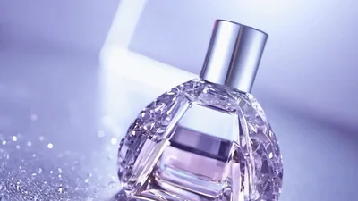 Crystal Perfume Bottle Spraying Fragrance Mist