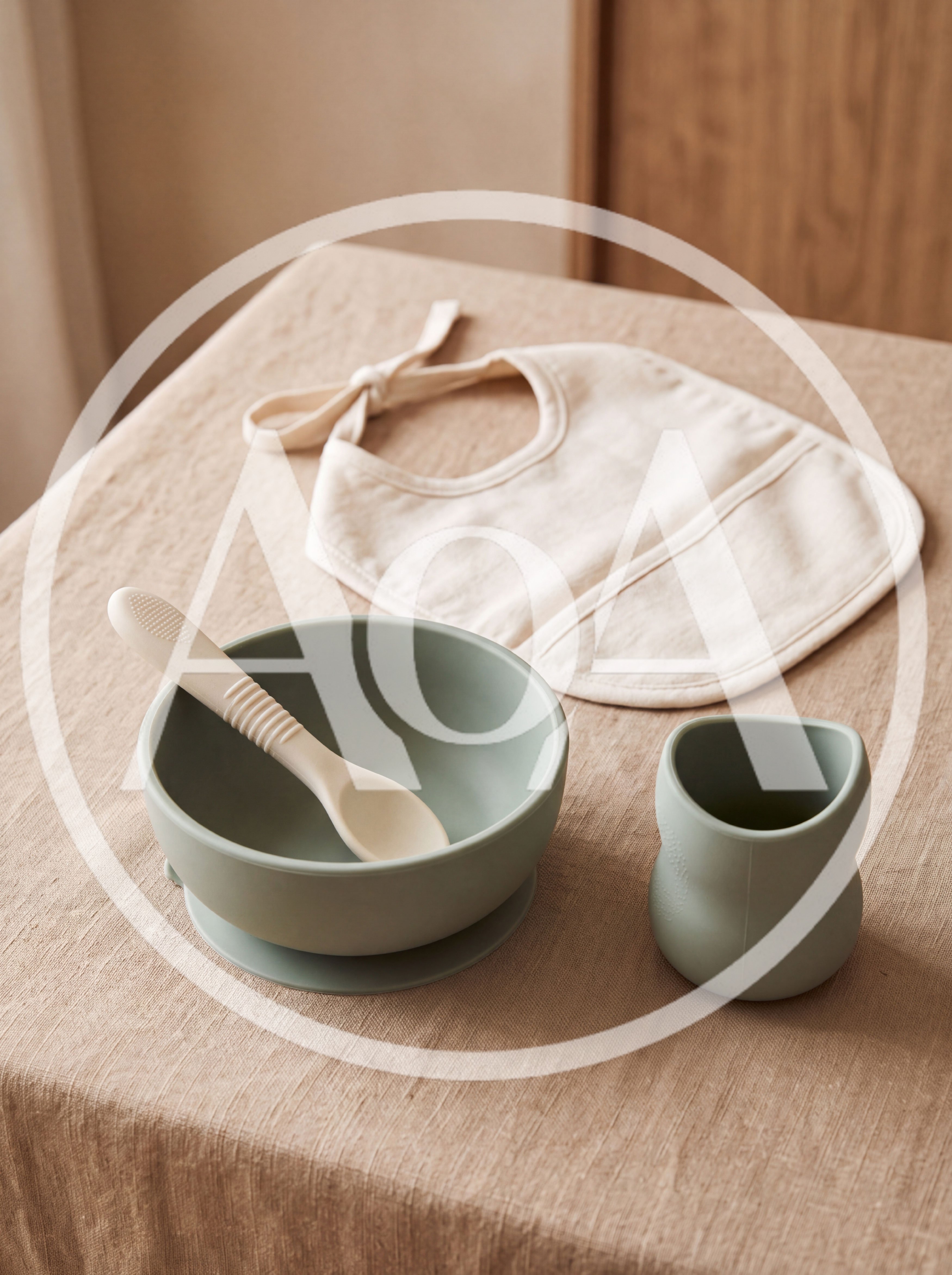 Baby Feeding Set with Silicone Bowl Spoon and Bib