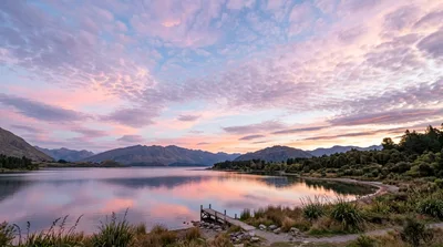 Scenic Sunset Over Lake Wanaka New Zealand