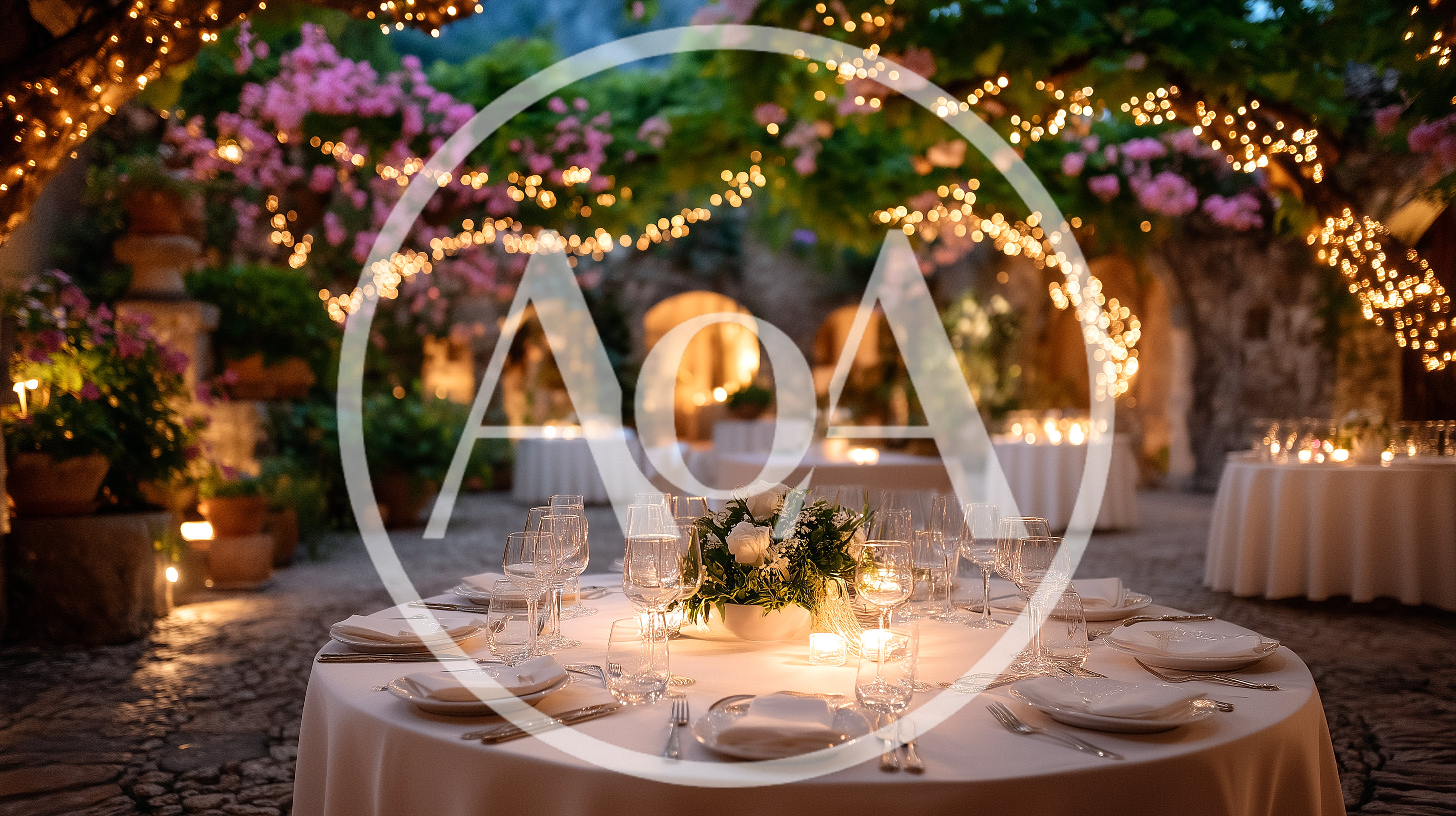 Elegant Outdoor Wedding Reception Dinner Setup
