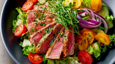 Grilled Steak Salad With Fresh Vegetables In Bowl