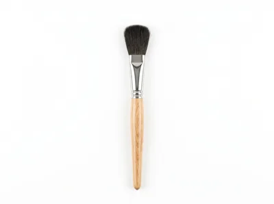 Professional Makeup Brush With Wooden Handle