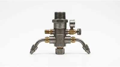 Industrial Metal Valve Assembly With Pressure Gauge