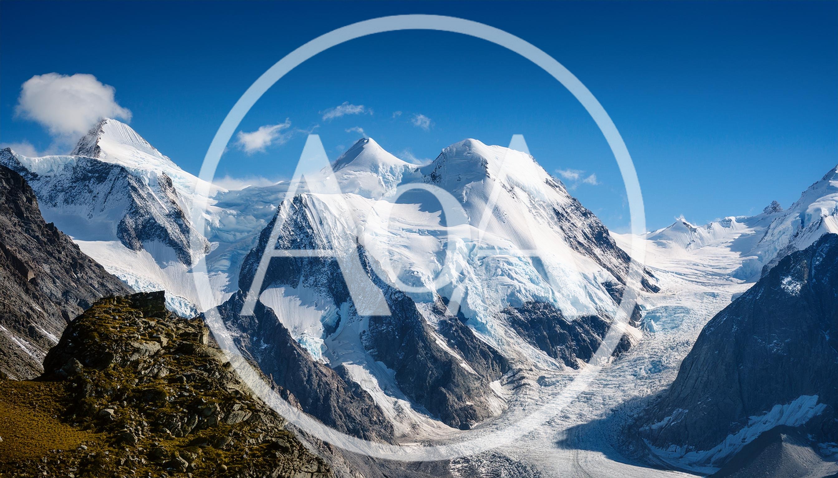 Majestic Snow Covered Peaks Of The Southern Alps