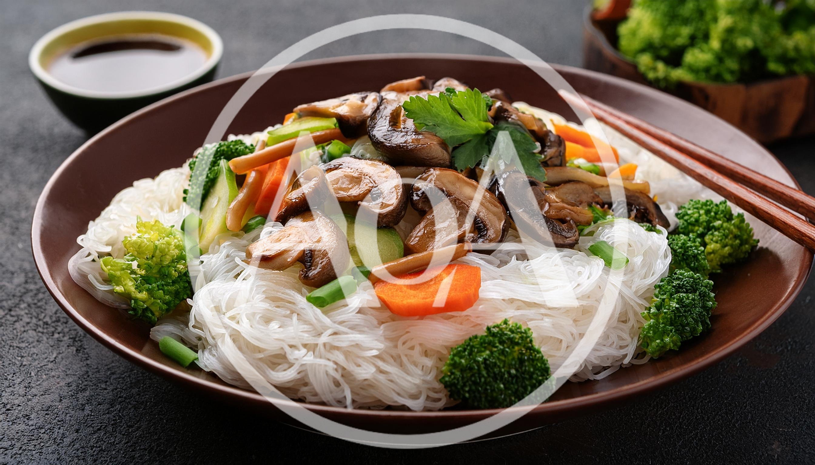 Stir Fried Rice Noodles With Mushrooms And Vegetables