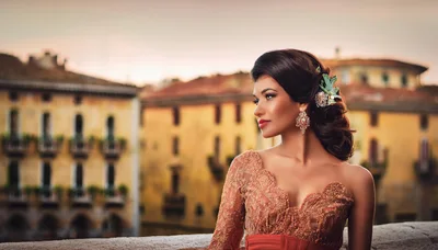 Elegant Woman In Lace Dress Posing In Venice