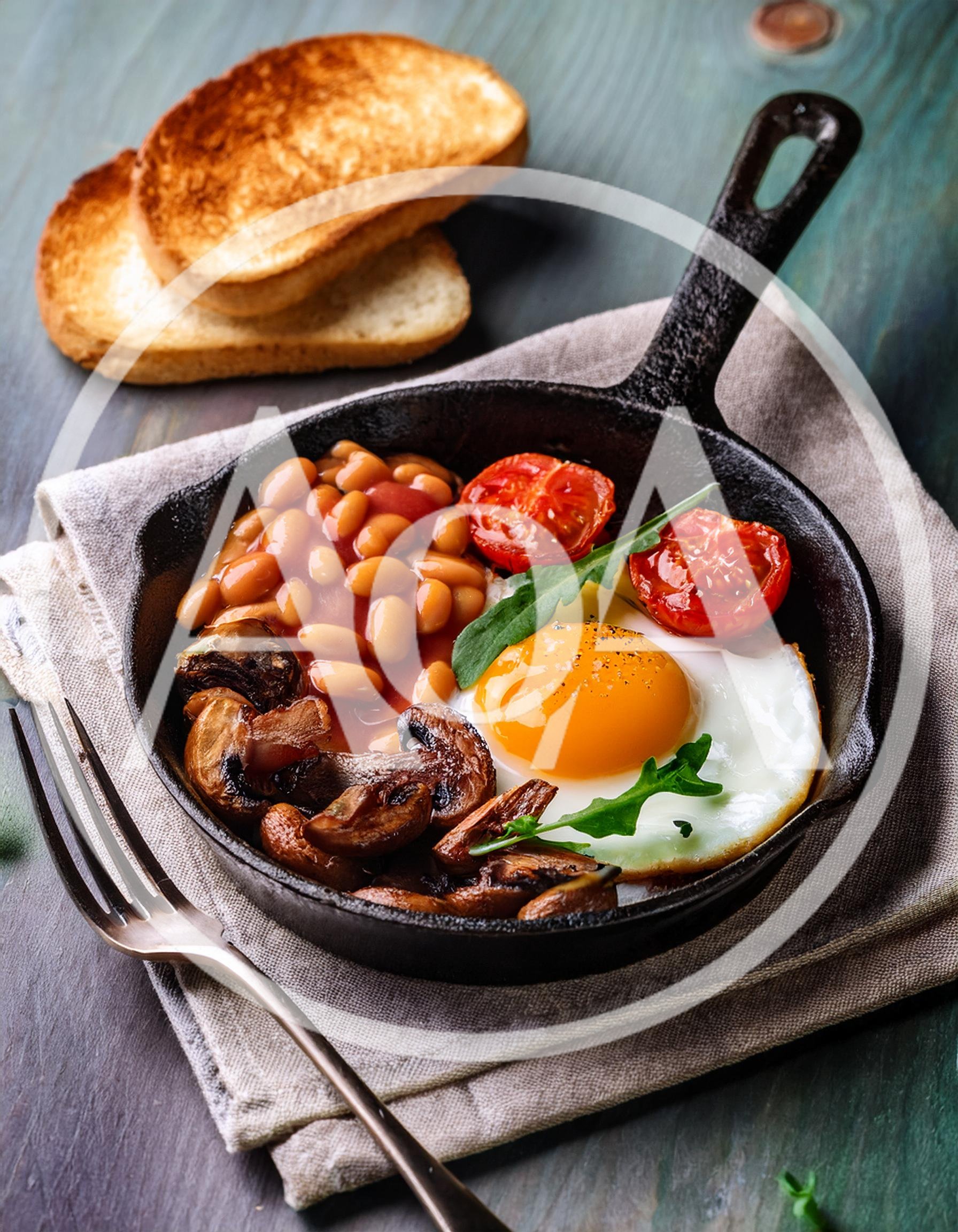 Full English Breakfast In A Cast Iron Skillet