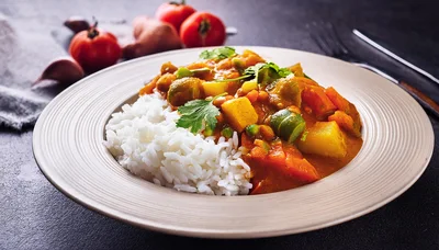 Vegetable Curry With Steamed White Rice