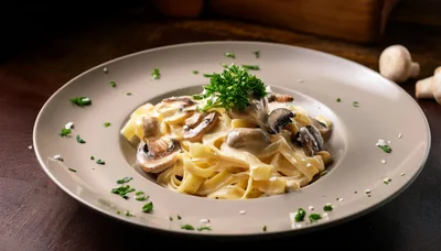 Creamy Mushroom Fettuccine Pasta Dish