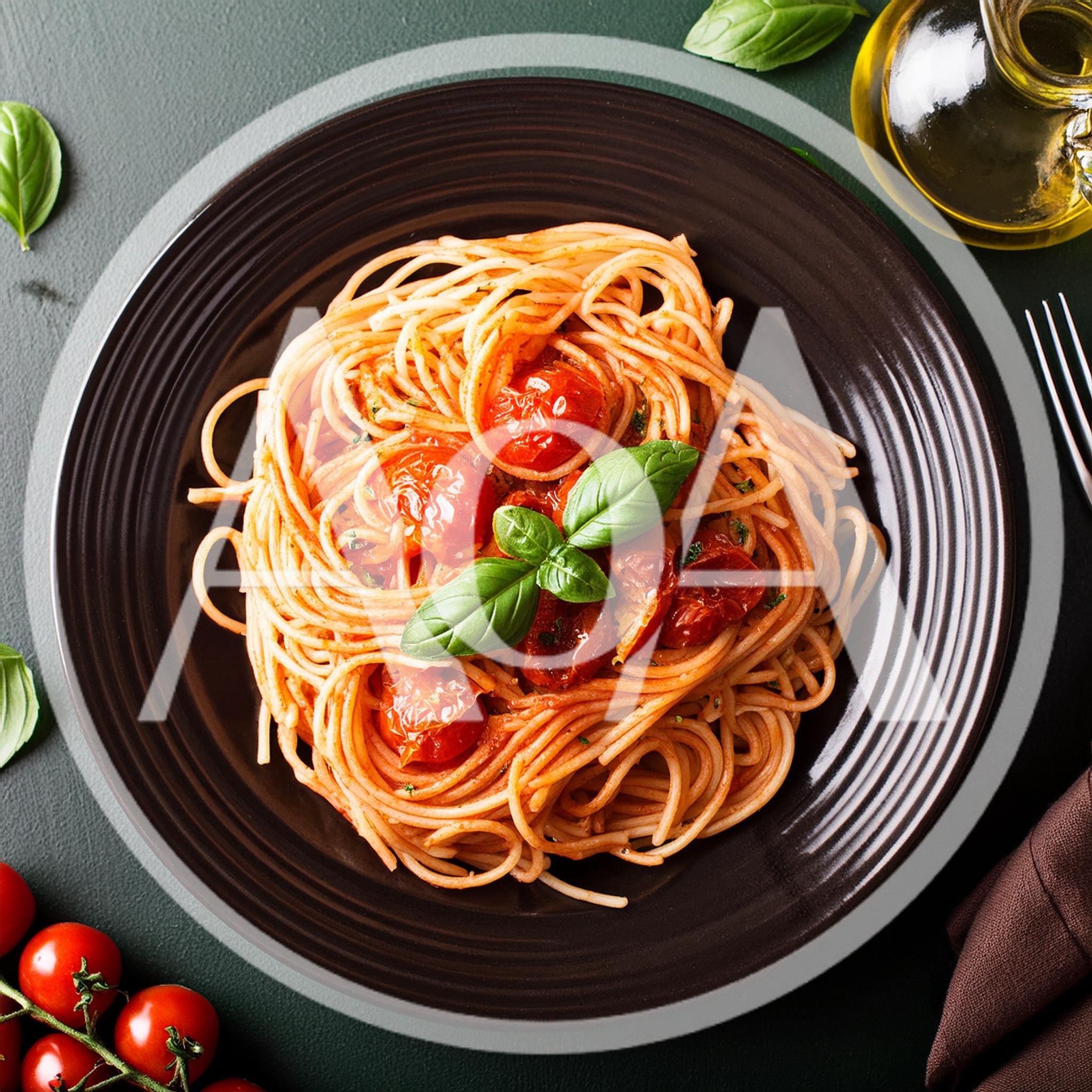 Spaghetti Pasta With Tomato Sauce And Fresh Basil