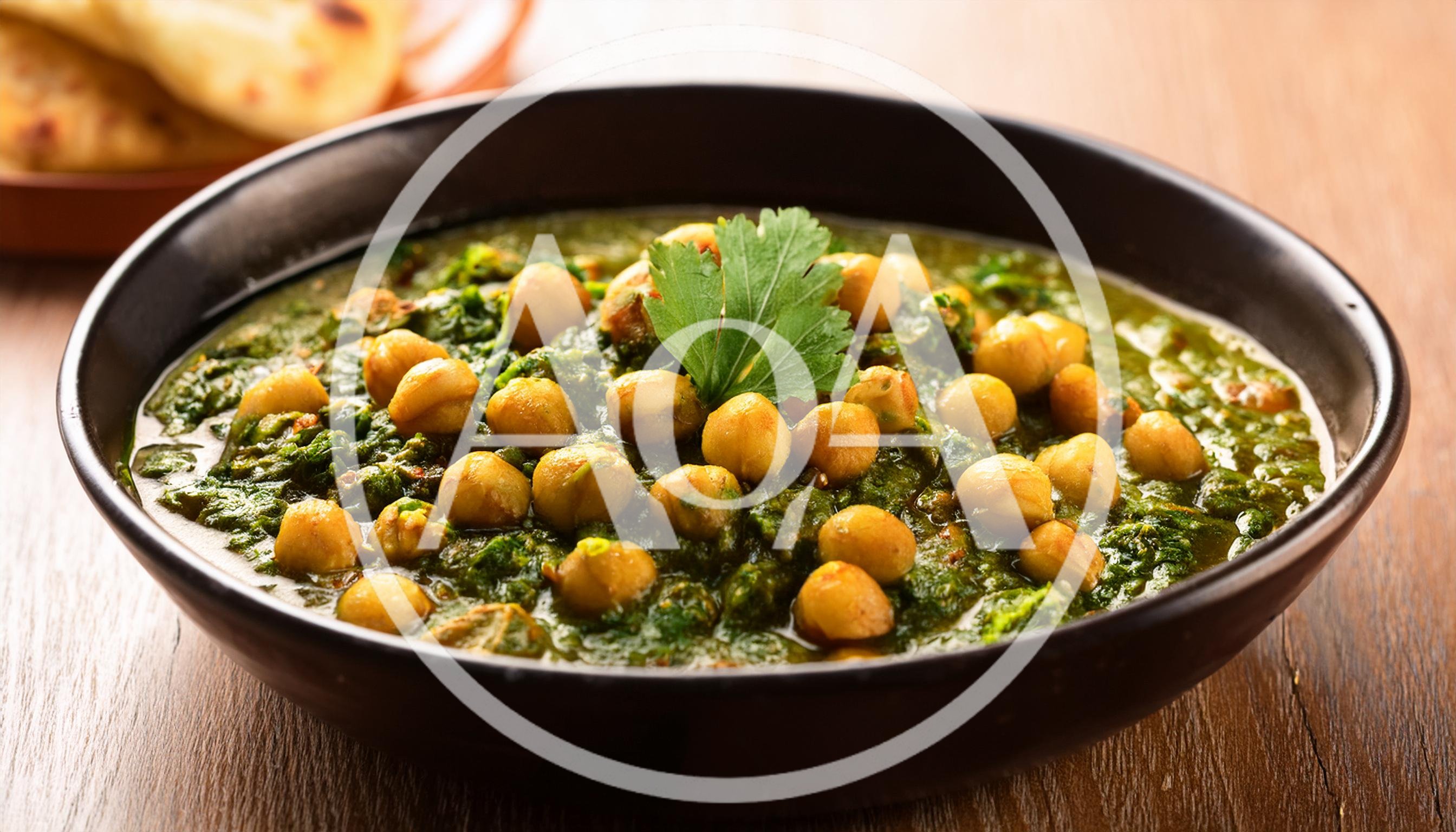 Bowl Of Chana Saag With Chickpeas And Spinach