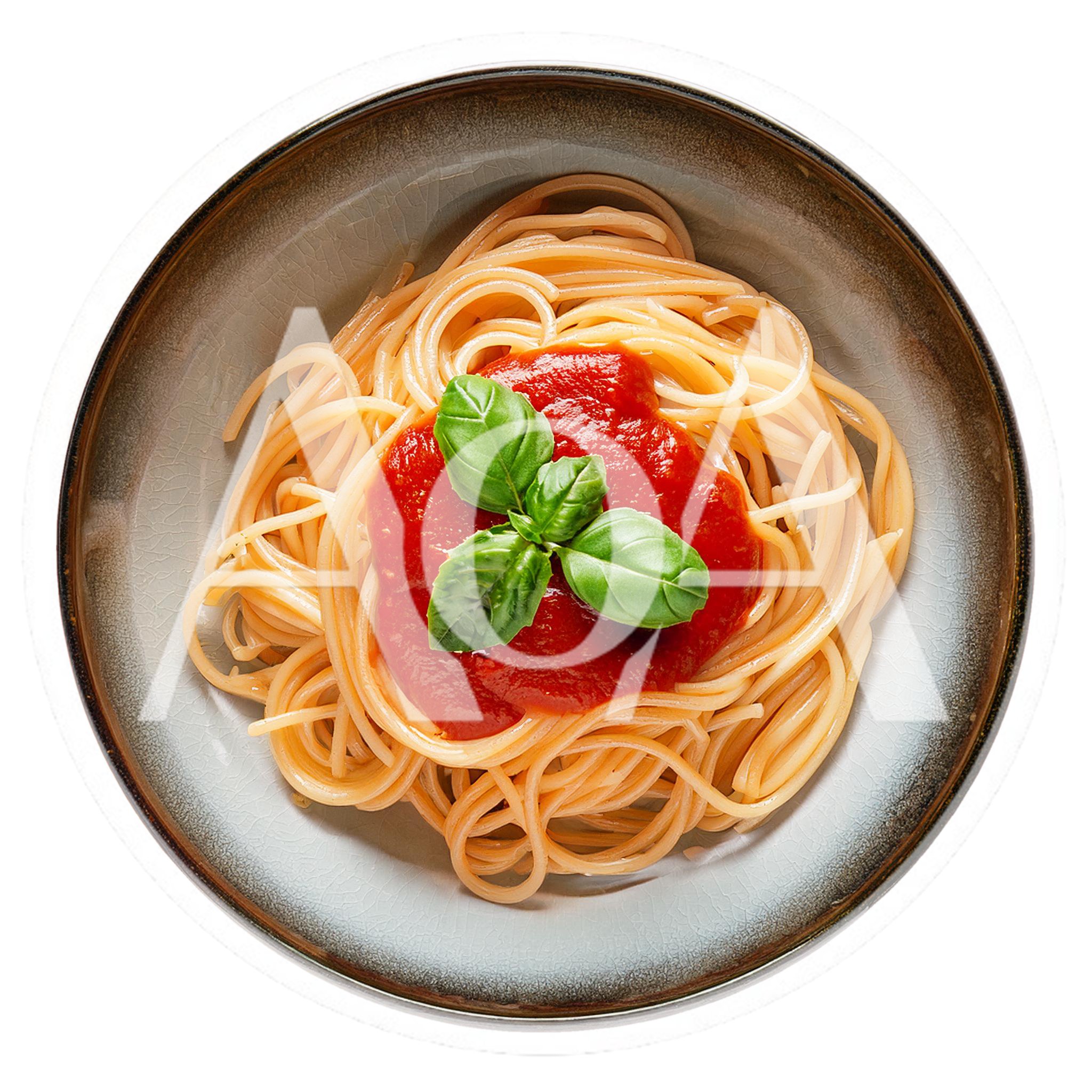 Spaghetti With Tomato Sauce And Fresh Basil Leaves