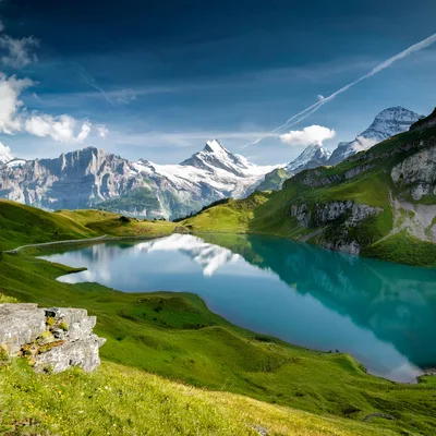 Bachalpsee Lake With Wetterhorn And Schreckhorn Mountain Peaks