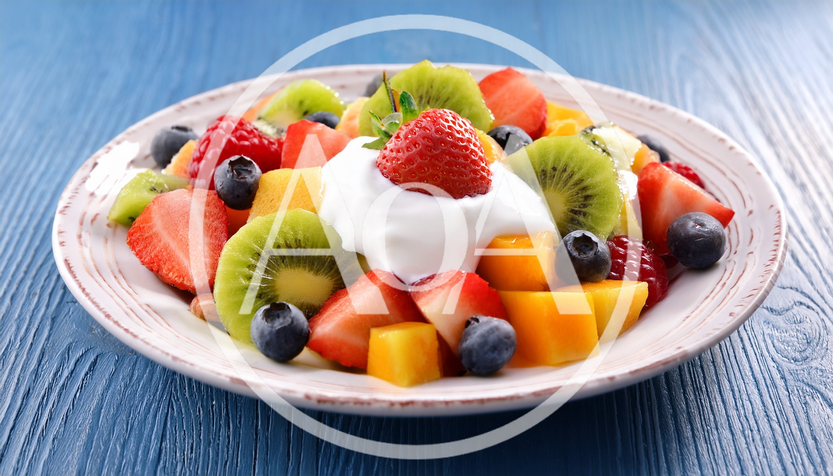 Fresh Fruit Salad With Yogurt Topping