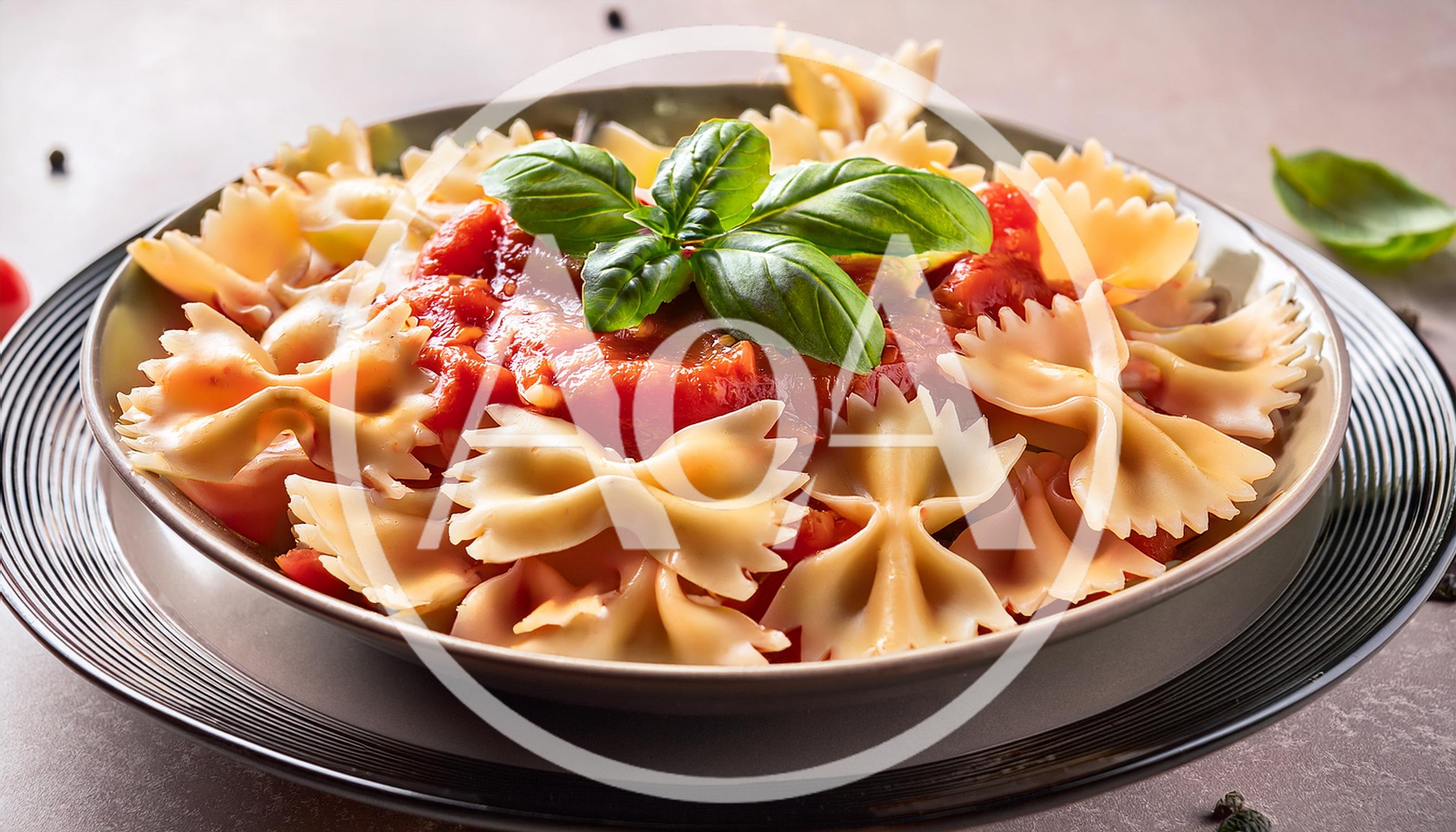 Farfalle Pasta With Tomato Sauce And Fresh Basil