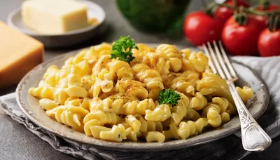 Creamy Macaroni and Cheese Pasta on a Plate