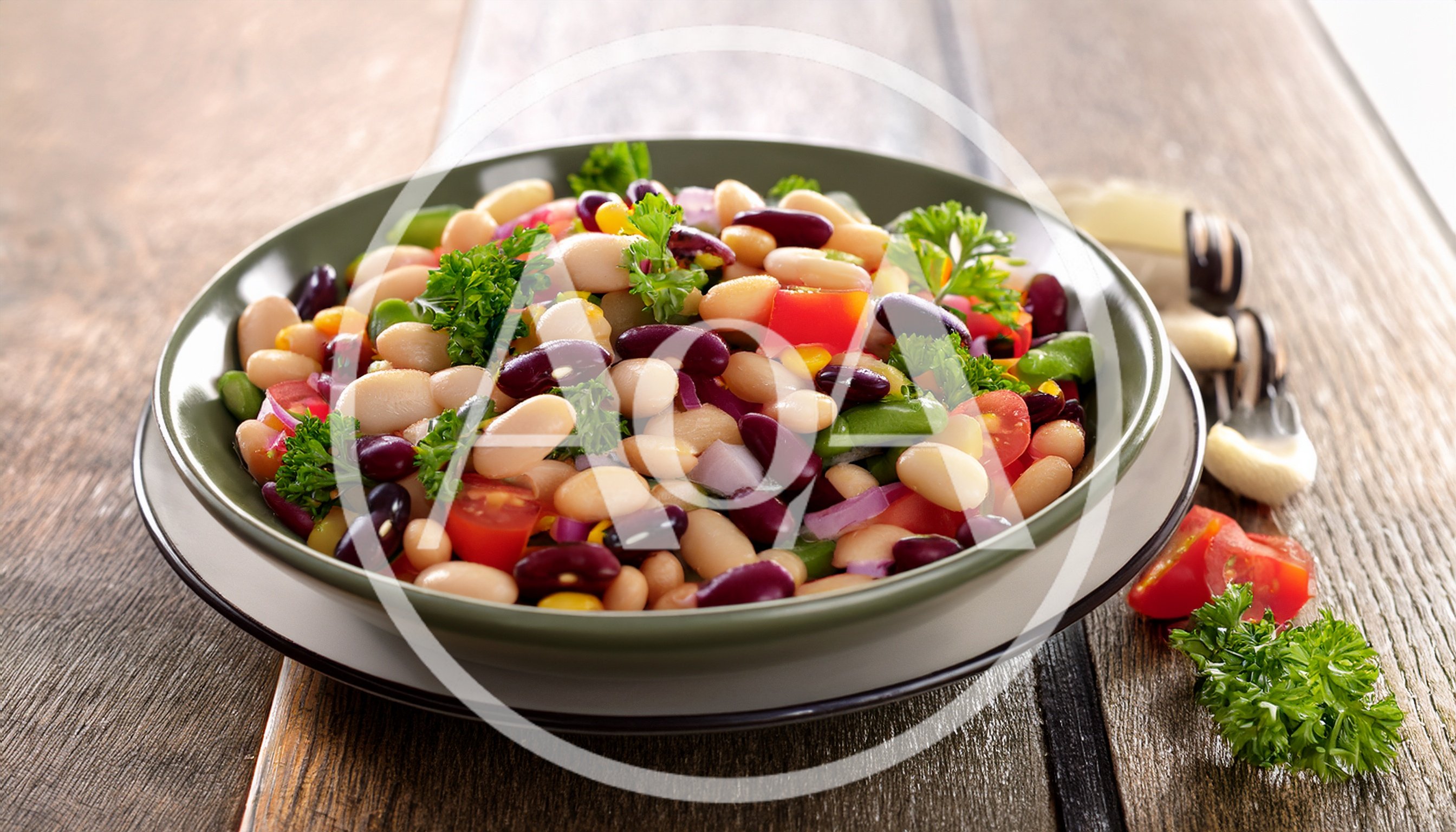 Fresh Three Bean Salad in a Green Bowl