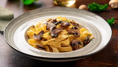 Creamy Mushroom Fettuccine Pasta Dish