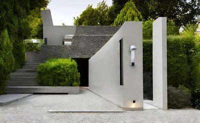 Modern Minimalist House Exterior With Landscaped Garden
